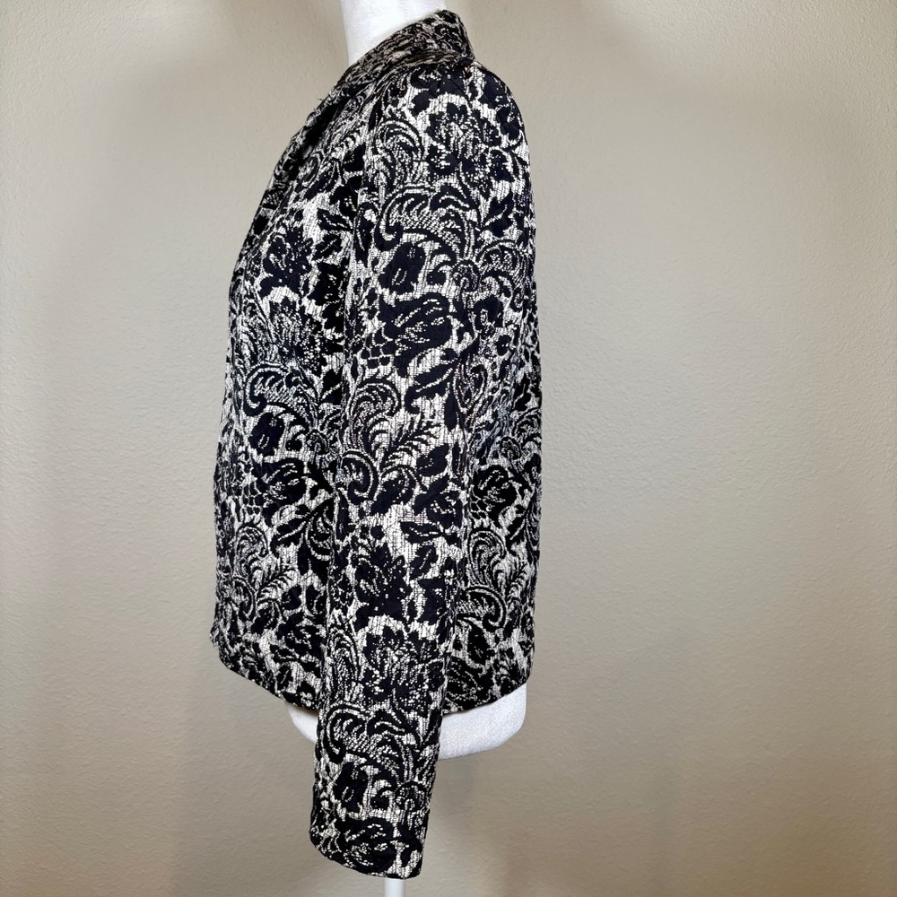 Maggy L Black & White Silk Quilted Jacket Size 6 - Picture 3 of 6